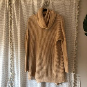 Windsor nude oversized open-back sweater